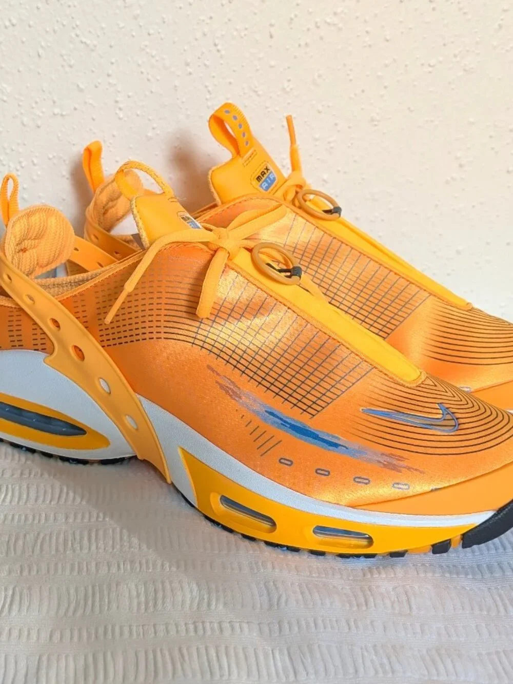 Nike Air Max Craze Laser Orange FZ2089-800 Men's 12 / Women's 13.5 Y2K Retro